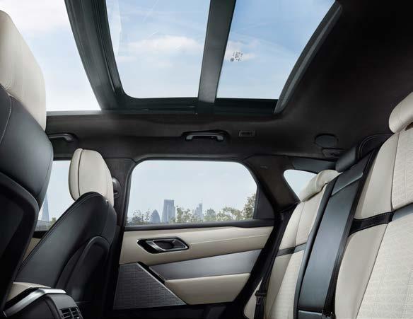 ÚCHVATNÝ DESIGN INTERIÉRU Kabina modelu Range Rover Velar vyzařuje elegantní jednoduchost.