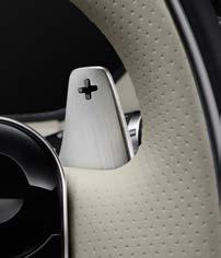 KROK 5 VYBERTE SI INTERIÉR PREMIUM UPGRADE INTERIOR PACK Všechny aspekty vašeho vozu vypovídají také něco o vás.