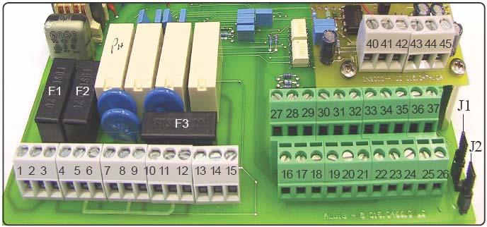 Instalace ELEKTRICKÉ ZAPOJENÍ: F1: Hlavní pojistka (6.