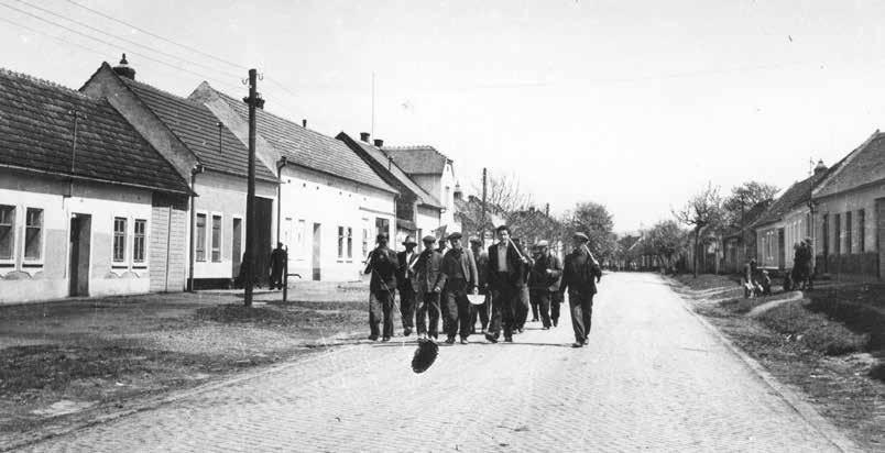 Reálně tak hrozí, že Česká republika bude čelit komplikacím při čerpání evropských financí. Navíc se ještě více prohloubí zaostalost dopravní infrastruktury oproti sousedním zemím.