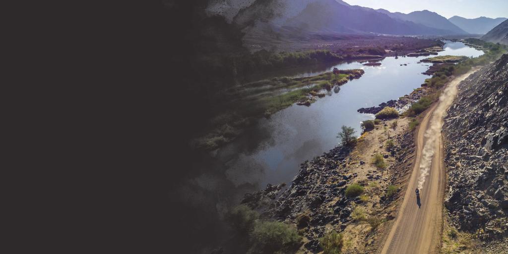 PLNÁ POLNÍ NA DLOUHÝ TRIP AFRICA TWIN ADVENTURE SPORTS JE PLNÁ PRAKTICKÝCH PRVKŮ, KTERÉ VÁM POMOHOU DOJET DALEKO. Opravdu daleko. A je také nabitá technikou, o kterou se na cestě můžete opřít.