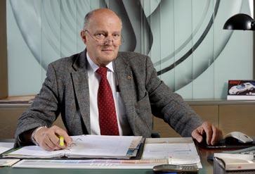 Vážená paní doktorko, vážený pane doktore, na jiném místě tohoto periodika je uvedeno přesné znění navrhované dohody mezi ČNZP a Sdružením soukromých gynekologů ČR o výši a způsobu úhrad zdravotní