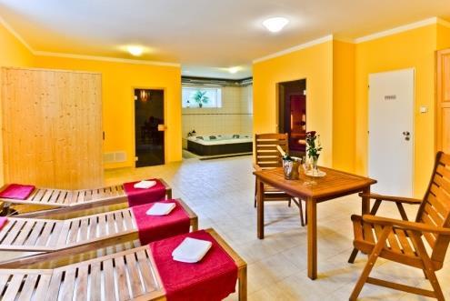 + Wellness centrum s bazénem