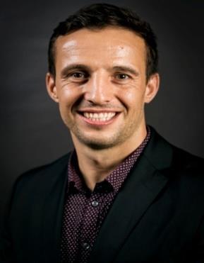 Anketa Třech vybraných zkušených projektových manažerů jsme se tentokrát ptali na jejich zkušenosti s prací ve virtuálním týmu.