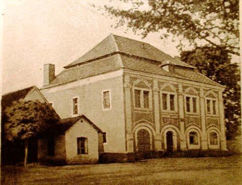 s občerstvením v dobré kvalitě. K letošnímu roku je členů Sokola v naší obci více než 0.