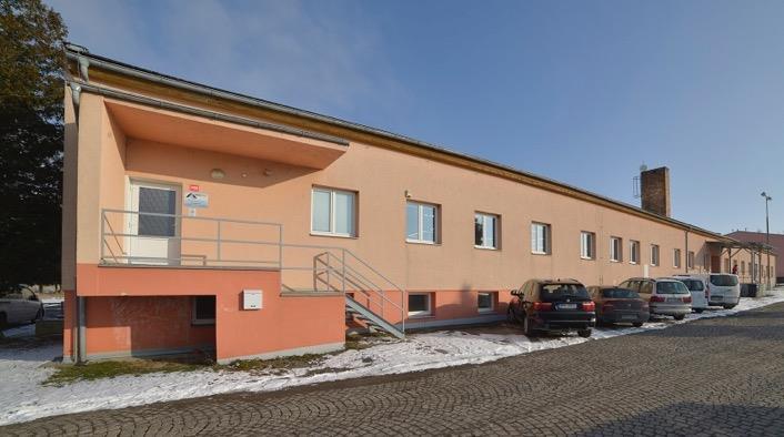 Obsah Firemní profil Vývojové projekty a další spolupráce s univerzitami Hlavní aktivity společnosti Nositelná elektronika a inteligentní textilie Konektorová technika a kabelová konfekce