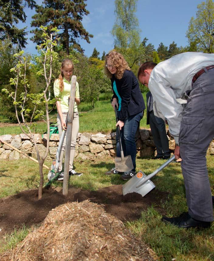 Marketing a Public Relations 6 Projekt nazvaný Kořeny osobností spustila Botanická zahrada hl. m.