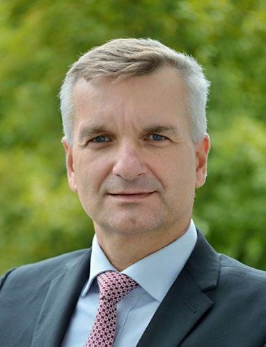 mezinárodních šetření TIMSS, PIRLS a PISA přímo ve výuce nabízí Česká školní inspekce obdobně koncipované vzdělávání pro učitele nikoli už v prostorách vzdělávacích center umístěných v krajském