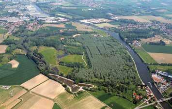 28 ESPACE NATUREL LILLE MÉTROPOLE, LILLE, FRANICE Metropole Lille byla pro rok 2004 vyhlášena evropským městem kultury. Při této příležitosti vznikla celá řada projektů.