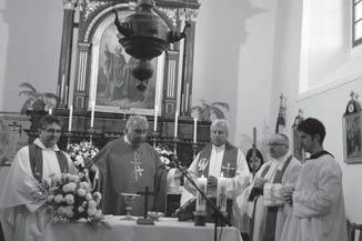 v dětství tak kouzelně obestíraly, přece jen není marné. Že On doopravdy je, jen už možná vyrostl a neříkáme mu Ježíšek.