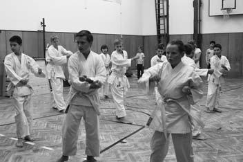 Jsme tradiční klub, zatímco pan Puzrla vede sportovní klub, vysvětlil Grůza. Kroužek Budokan Hustopeče je určen dětem od 10 let.