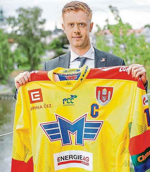 Jižní Čechy 13. září 2019 31 Jen tři kapitáni byli mladší Hokejisty Motoru povede nový vůdce. Cíl je však stejný jako v minulých letech.