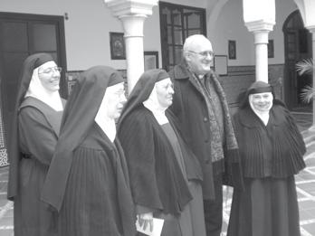 Samozřejmě, že prožívání víry má všude svá specifika, ale myslím, že opravdově věřícím všude na světě jde na prvním místě o vztah k Bohu a o prostředky, které pomáhají k růstu tohoto vztahu: mše