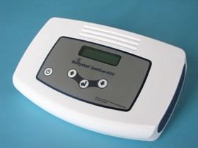 Obrázek 4. QuadScan 4000 (upraveno dle www.bodystat.com) Obrázek 5. Umístění elektrod na ruce (upraveno dle www.bodystat.com) Obrázek 6. Umístění elektrod na noze (upraveno dle www.bodystat.com) 2. 1.