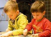 WOBSAH ZA STARŠICH Dźěći spěchować z kreatiwnostnej pedagogiku 1 Dźěćom kompjuter jako dźěłowy grat zbližić 4 Dźěći na wulkim jewišću 5 Róla hrow za rěčne wuwiće dźěsća 6 ZA DŹĚĆI Witko rady pasli 7