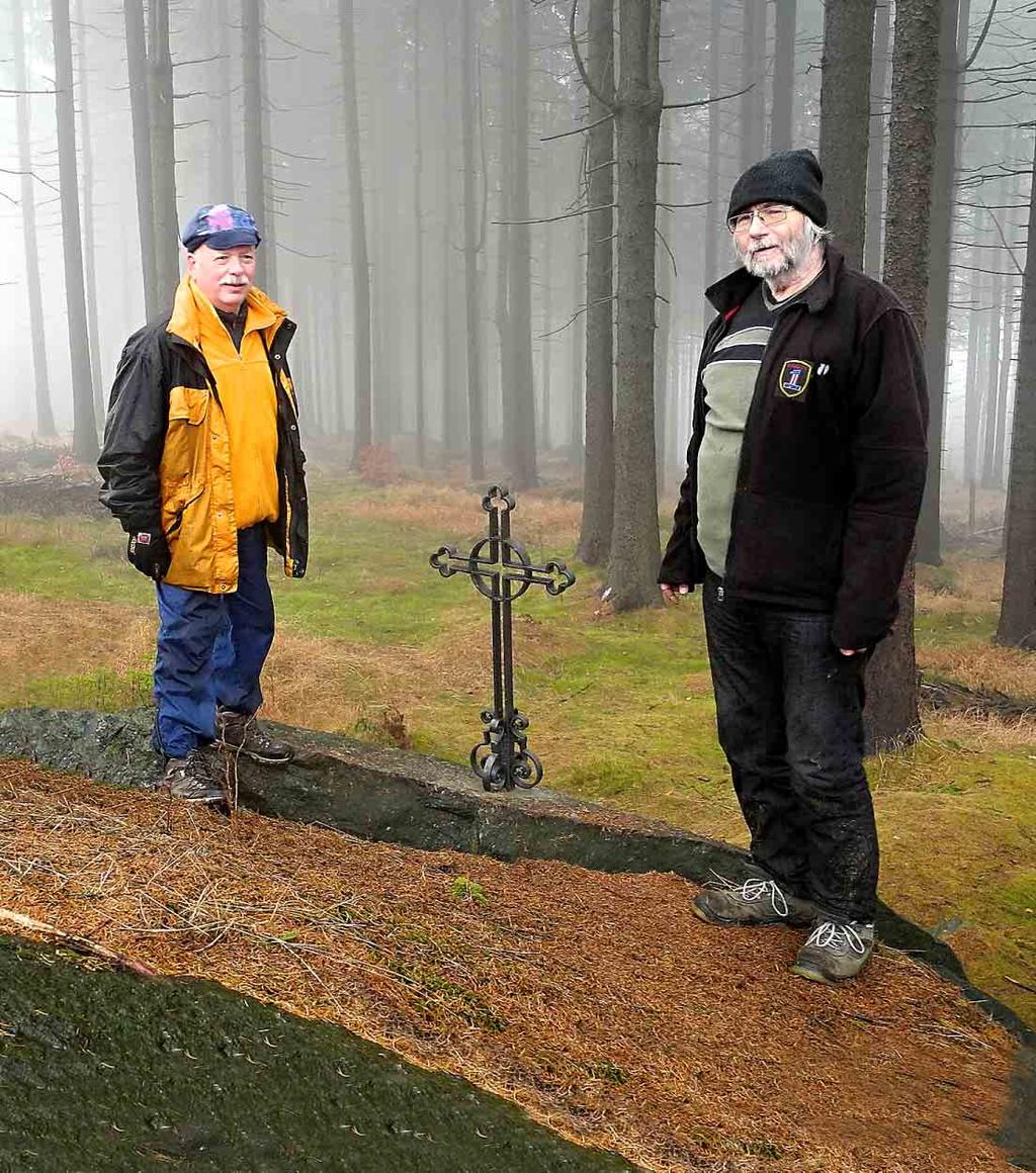 Vydv Msto elezn Brod nkladem 2 800 ks nmst 3. kvtna 1, Valentnsk seznamka akce na inzertn ploe v budov radnice A. V letonm a docela mal divadeln soubor nov Msto pod smrkem. Vstup voln. 16 Pod mstn skupina esk kesansk akademie esk rj srden zpravodaj - elezn Brod
