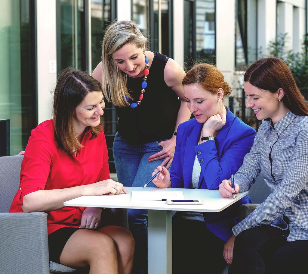 EFEKTIVITA VÝUKY Pokrok studentů hodnotíme unikátní metodou SCOPE (System of Complex and Objective Progress Evaluation) Jazykový pokrok = klíč k motivaci Pravidelně měříme a reportujeme progres
