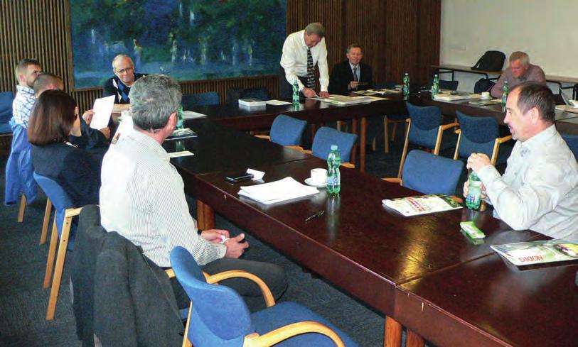 Z ČINNOSTI CzSTT / NEWS FROM CzSTT Režijní materiál, DKP...30.000.- Investice...60 000,- Internetové služby, telekomunikační poplatky..15.000.- Cestovné (předseda, předsednictvo,)...60.000.- Vložné na odborné konference.