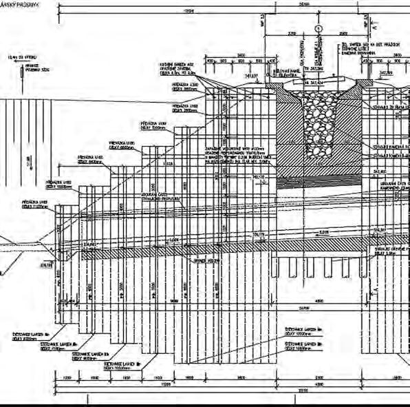 Po vyražení štoly bylo její dno vybetonováno v požadovaném spádu a na něj následně uloženo PP potrubí profi - lu DN 800 mm.
