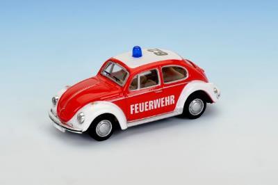 Zajištění protipožární ochrany Sicherstellung des Feuerschutzes Obce: Zajišťují vybavení a péči o hasiče Zemské okresy: Podpora hasičského záchranného sboru vozidly, technikou a zařízeními Svobodný