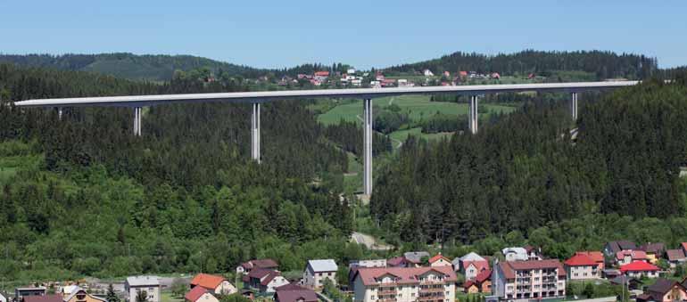 STAVEBNÍ KONSTRUKCE STRUCTURES MOSTY VALY A RIEKA NA SLOVENSKÉ DÁLNICI D3 VALY AND RIEKA BRIDGES ON D3 MOTORWAY, SLOVAKIA Michal Jurík, Martin Formánek, Pavel Svoboda, Jiří Stráský Dva letmo