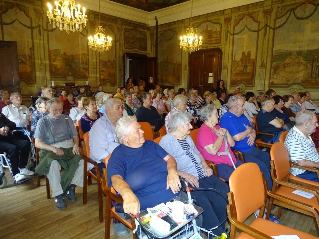 Křeslo pro hosta paní Hana Maciuchová 26. 4.