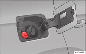 AdBlue je zapsanou ochrannou značkou německého svazu automobilového průmyslu (VDA) a je znám také pod označením AUS32 nebo DEF (Diesel Exhaust Fluid).