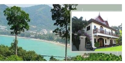 PANADDA VILLA Plně zařízená vila s částečným výhledem na moře na ostrohu s výhledem na pláž Patong, Phuket 8 000 bahtů za noc pro celou vilu.