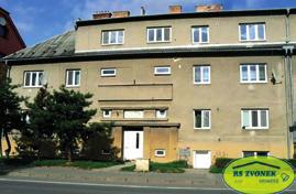 plocha 87 m2 + sklep 10 m2) ve 3.