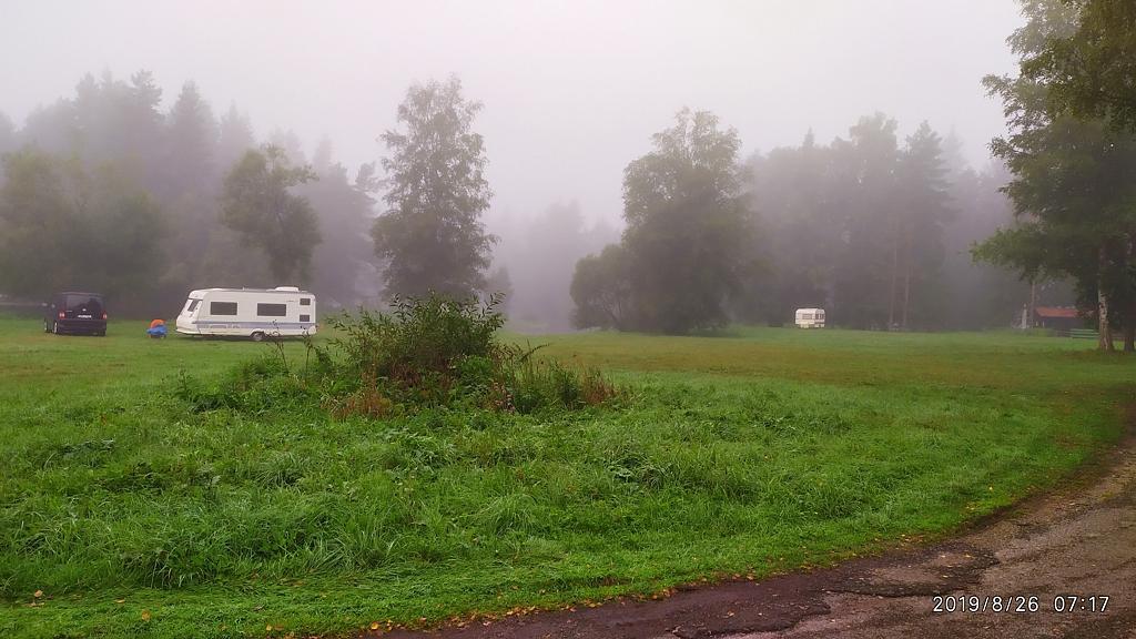 Den třetí 26. 8. 2019 Celkem krásná noc. Probudil jsem se tentokrát bez slunečního budíku, již v 5:20 hod a to téměř za tmy. Bohužel den se zkracuje.