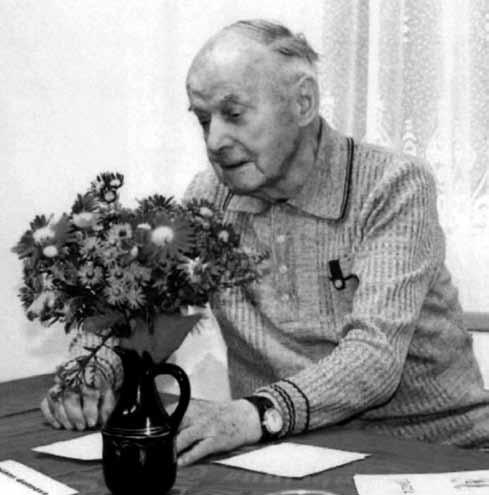 z archivu / ostatní příspěvky s kostelem. Tuto ves předtím koupila od Soběhrda z Lažan. Roku 19 se Johanité dostali do sporu o pozemky na Týnci.