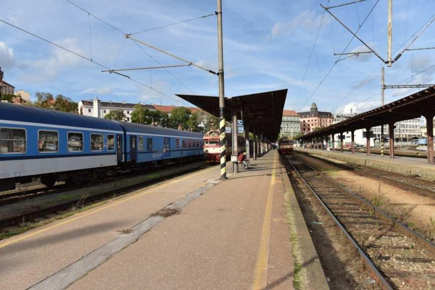 Špatný technický stav železniční infrastruktury Negativní působení dopravy na