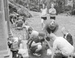 a 4. 5. ročníky. Běží se dvě štafety 8 100 m starší i mladší kategorie a jedna štafeta 8 200 m smíšená kategorie. Časy všech tří štafet se sčítají a vítězí nejrychlejší škola.