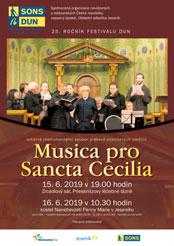 S fe no - menální technickou lehkostí a úhozovou pestrostí provedli skladby jak pro čtyřruční klavír, tak pro dva klavíry (Dvořák, Brahms, Ravel, Tanějev, Anderson).