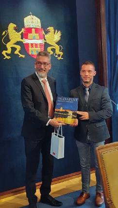 Působivého historického průvodu poslední den oslav se zúčastnila spolu s nördlingenskými radními i olomoucká delegace vybavená vlastními dobovými kostýmy.
