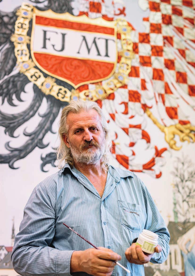 SLUNEČNÍ HODINY UKÁŽÍ ČAS I TAJEMNOU HISTORII