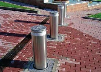 Pěší zóna bude klidnější. Obchodníci ale o možnost zásobování nepřijdou Méně aut, větší klid pro chodce, plnohodnotná pěší zóna při zachování možnosti vjezdu pro rezidenty a zásobování prodejen.