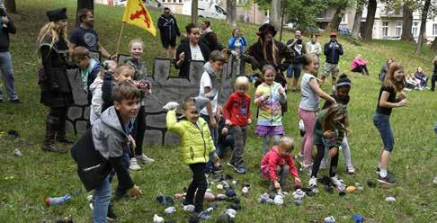 Vyzkoušeli si fotbal, tenis, baseball, softball, jógu, dětskou atletiku, street dance či zajímavou štafetu. Akci připravila MČ Praha 4.