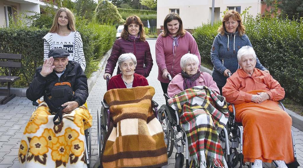 2019 měli klienti MěCKP možnost zažít úžasné dopoledne díky dobročinné akci, kterou u nás zcela zdarma zrealizovaly profesionální fotografky a vizážistka - paní Romana Čáslavská, Monika Menke a Lucie