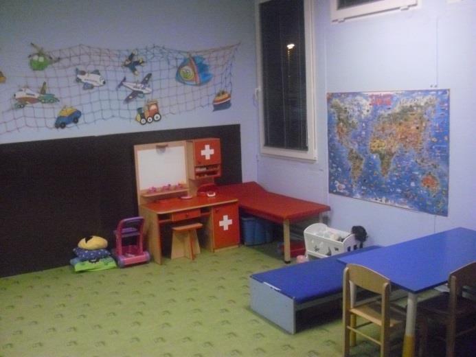 Koncem měsíce srpna se nám nečekaně jedno místo v balónu uvolnilo a tak můžeme ještě jednoho případného zájemce při cestě nabrat.