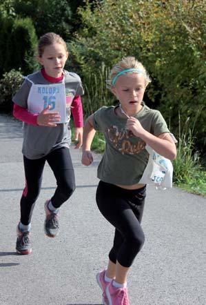 Benešovský maraton a půlmaraton Pojizeřím Více než třicetiletou historii má maratónský běh z Benešova u Semil údolím Jizery. 32. ročník maratónu a 12. ročník půlmaratónu se připravuje na sobotu 12.