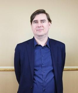 Podílela se na zavádění probace a mediace do české praxe, a později na vzniku PMS, kde od roku 2001 pracovala na pozici metodik.