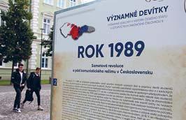 Působivé drama o síle a křehkosti rodinných pout, o individuální zodpovědnosti ve světě, kde xenofobie vítězí nad soucitem s bližním (17.45 a 19.45). PRAŽSKÉ ORGIE komedie ČR.