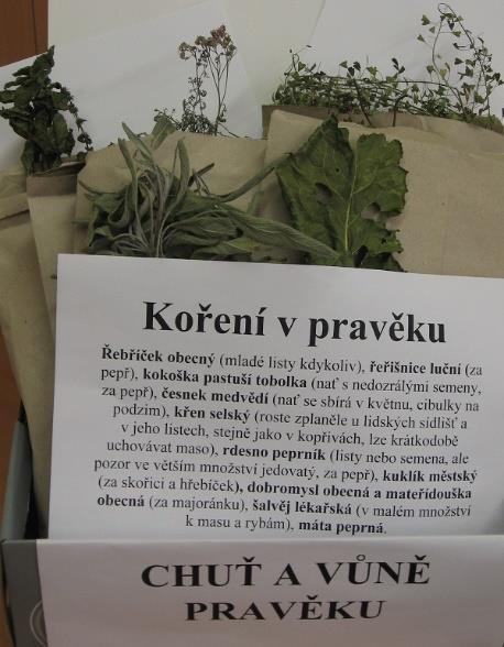 Upéct v troubě na vymazaném plechu asi 15