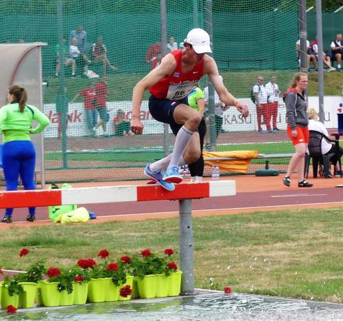 V Divadle na Vinohradech představení Revizor + prohlídka Národního muzea, v témže divadle představení Pygmalion + výstava Praha v době Karla IV. v domě U Zlatého prstenu.