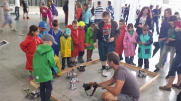 Dobrodružství s technikou 2019 i s našimi Lego roboty Velkému zájmu se opět těšila expozice našeho gymnázia na akci Dobrodružství s technikou, kterou na českobudějovickém Výstavišti pořádala
