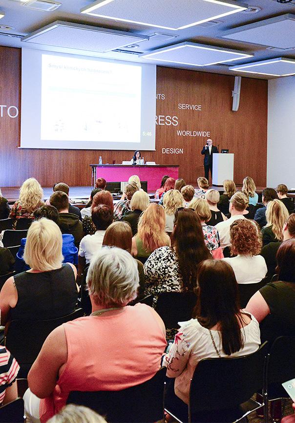 Obsah Hematologie 1/2019 3 Slovo úvodem Informace 5 Ze života sekce sester ČHS Petra Kouřilová 7 XXXIII.
