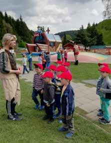 Děti si v průběhu týdne ve třídě zajíčků vytvořily svůj DINOPARK, který postupně dotvářely pro život dinosaurů.
