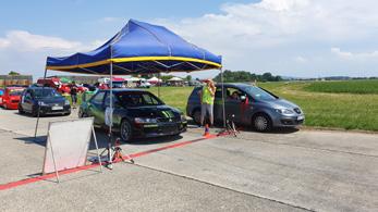 precheza srpen 2019 po práci 7 AK PRETIOX Jak jsem prvně zkouknul automobilový slalom Foto: Archiv AK PRETIOX Neopakovatelná atmosféra mezinárodní akce u nás v Bochoři A jedééém.