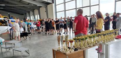 .. Před pár dny se mě při pracovní schůzce zeptal kolega Ludvík Prášil, jestli se nechci jet podívat na závod automobilového slalomu na letišti v Bochoři.